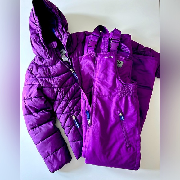 Kids snow jacket and bibs, size medium 7/8, brand Champion - Picture 1 of 12